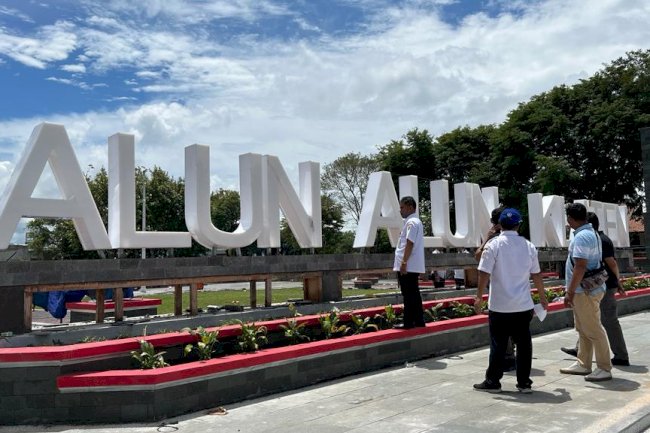 ALUN - ALUN KLATEN SEGERA DIBUKA !
