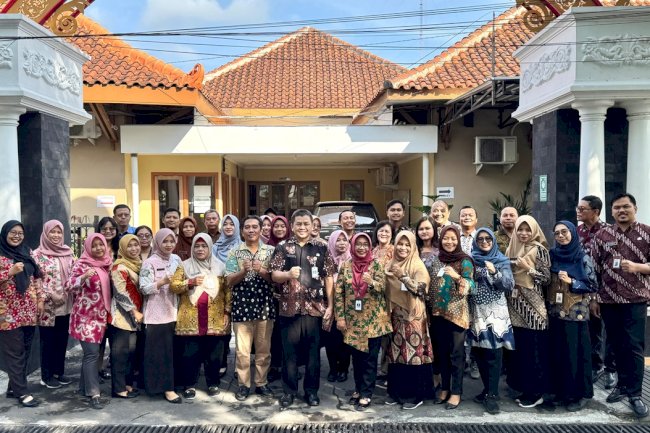 Disperakim Kabupaten Klaten Rayakan Hari Batik Nasional 2024: Menghargai Warisan Budaya untuk Pembangunan yang Berkelanjutan