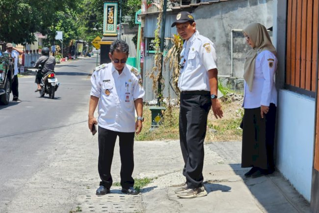 Disperakim Klaten Laksanakan Monitoring dan Evaluasi Pekerjaan Drainase di Desa Kebondalem Kidul, Prambanan