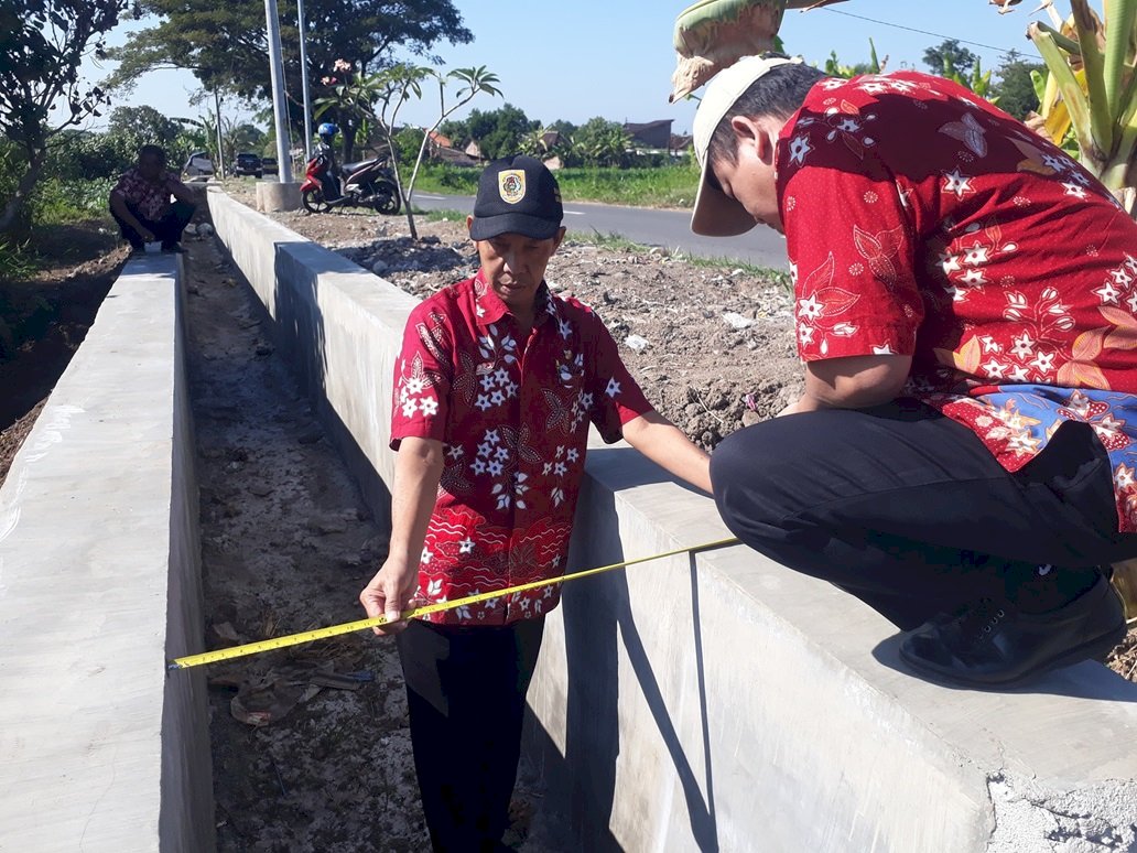 Verifikasi Pekerjaan Drainase di Buntalan Kecamatan Klaten Tengah dan Bonyokan Kecamatan Jatinom