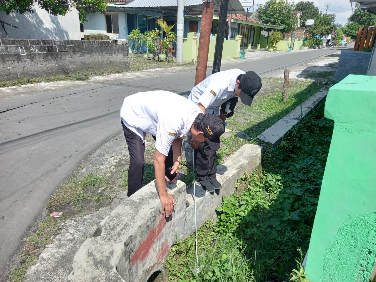Survei Lokasi Drainase Permukiman Kumuh di Prambanan, Disperakim Klaten Fokuskan Penanganan yang Tepat Sasaran