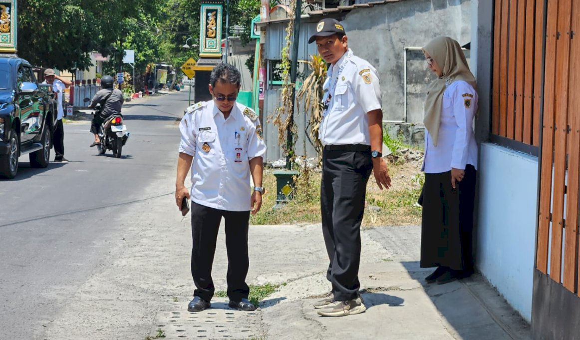 Disperakim Klaten Laksanakan Monitoring dan Evaluasi Pekerjaan Drainase di Desa Kebondalem Kidul, Prambanan